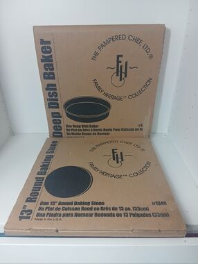 The Pampered Chef  13" Round Baking Stone & Deep Dish Baker